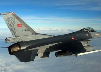 Πτήση τουρκικών αεροσκαφών πάνω από τις Οινούσσες και την Παναγιά