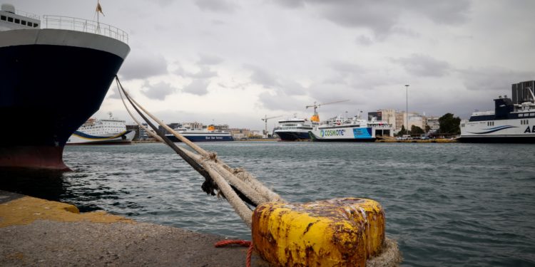 Απαγορευτικό απόπλου από Πειραιά, Ραφήνα και Λαύριο