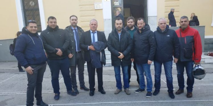 Μαζικό “παρών” της Ένωσης Αθηνών στο Δικαστήριο