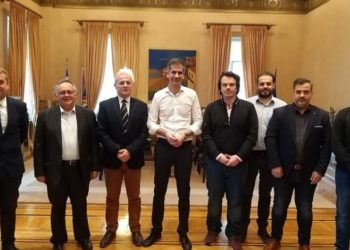 Συνάντηση συνδικαλιστών αστυνομικών με τον δήμαρχο Κώστα Μπακογιάννη