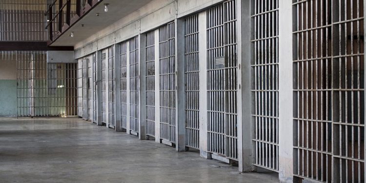 Φυλακές Δομοκού: Επέστρεψε τελικά ο κρατούμενος – Καθυστέρησε λόγω… λεωφορείου