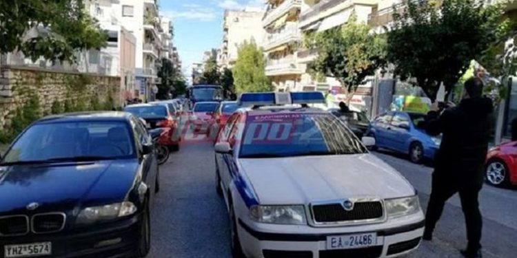 Τραγωδία στην Πάτρα: Βούτηξε στο κενό από τον τέταρτο όροφο