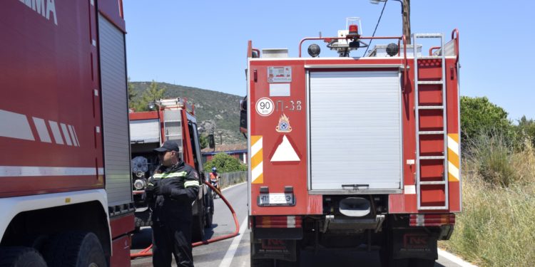 Στα “κάγκελα” οι πυροσβέστες της Κρήτης για την έδρα του συντονιστή