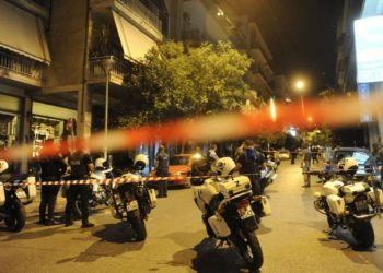 2010: Για πρώτη φορά στόχος τρομοκρατών η Βουλή