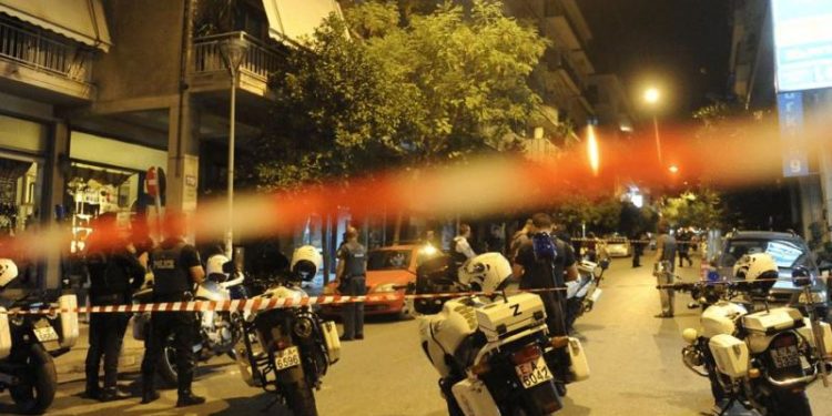 2010: Για πρώτη φορά στόχος τρομοκρατών η Βουλή