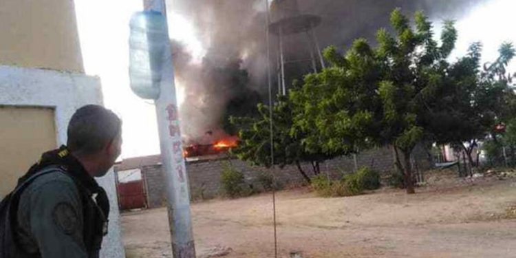 Πόλεμος συμμοριών και αιματηρή συμπλοκή σε φυλακή της Βενεζουέλας