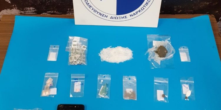 Ηρωίνη και κοκαΐνη ανάμεσα σε 35 τόνους σκουπιδιών!
