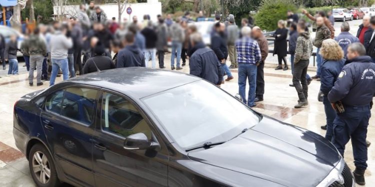 Νεάπολη: Ήθελε να αυτοκτονήσει ο φερόμενος ως δράστης, μετά το φονικό