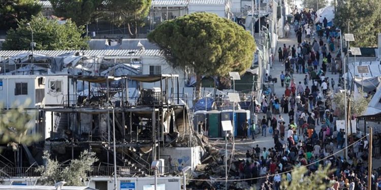 Μεταναστευτικό: Η περιφέρεια Β. Αιγαίου διακόπτει κάθε συνεργασία με την κυβέρνηση!
