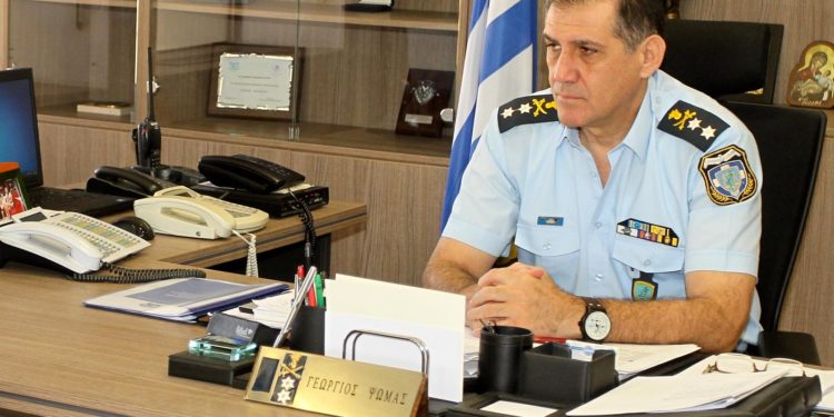 Ο “παρείσακτος” Γιώργος Ψωμάς και τα ερωτήματα για την αποστρατεία του