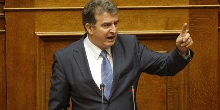 Bουλή: Κόντρα Χρυσοχοΐδη με τον ΣΥΡΙΖΑ για την ασφάλεια