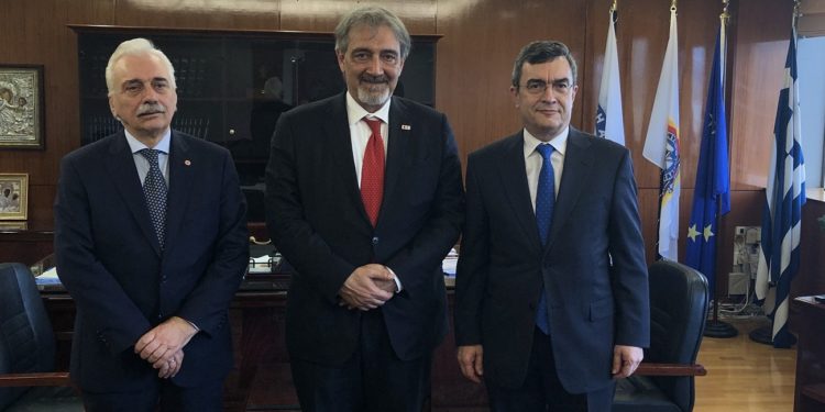 Συνάντηση Οικονόμου με Ερυθρό Σταυρό Ερυθρά Ημισέληνο για προσφυγικό -κορωνοϊό