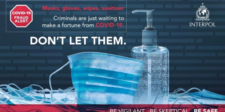 Σαφάρι της ΕΛΑΣ για “απατεώνες του κορωνοϊού” και τα fake news της επιδημίας