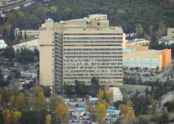 Σχέδιο για ανάκληση απόστρατων σε περίπτωση κρίσης μελετά η Κατεχάκη