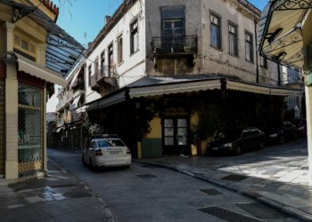 Και η Τροχαία στις περιπολίες για τον φόβο κλοπών στα κλειστά καταστήματα (ΕΓΓΡΑΦΟ)