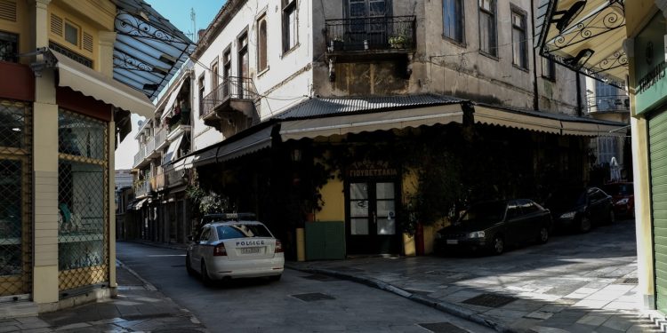 Και η Τροχαία στις περιπολίες για τον φόβο κλοπών στα κλειστά καταστήματα (ΕΓΓΡΑΦΟ)