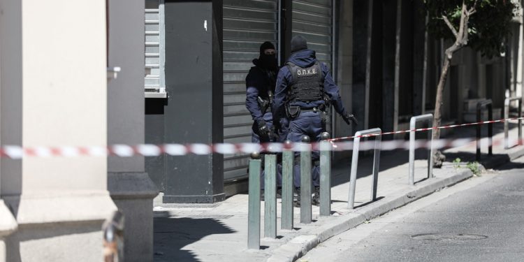 Αντιαρματικά όπλα και σκαμμένο τούνελ είχαν οι Κούρδοι στα Σεπόλια