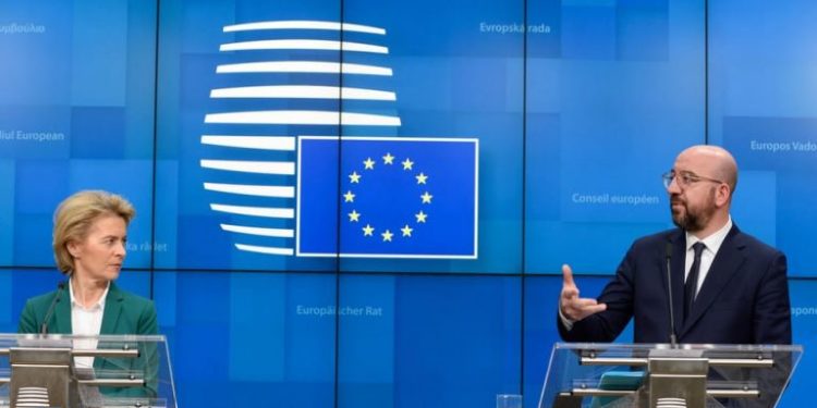 Σφραγίζουν για ένα μήνα τα εξωτερικά σύνορα της ΕΕ