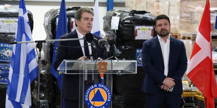 Απίστευτοι: Ήρθαν σαν αλληλέγγυοι για να πουλήσουν την πραμάτεια τους