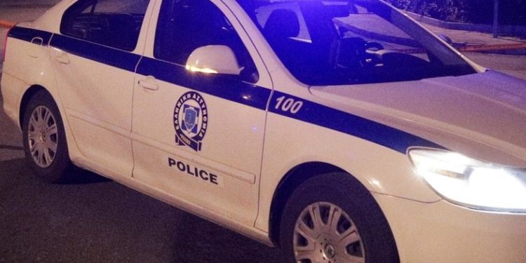 Συνελήφθησαν ανήλικοι ληστές μίνι μάρκετ στην Πάτρα