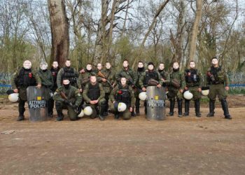 Αποδεσμεύονται σταδιακά διμοιρίες των ΜΑΤ μετά την αποχώρηση των μεταναστών από τα σύνορα