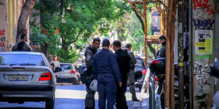 Δεν σταματά το εμπόριο ναρκωτικών στην ΑΣΟΕΕ (ΦΩΤΟ)