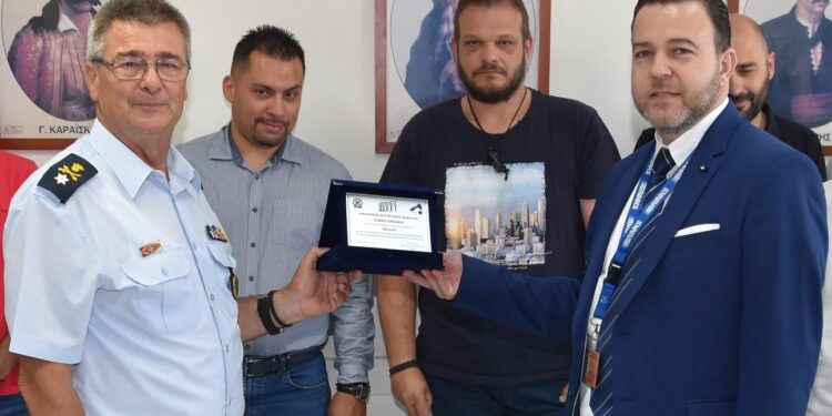 “Ευχαριστήρια δωρεά” από την εταιρεία Brink’s στην Ασφάλεια Καβάλας