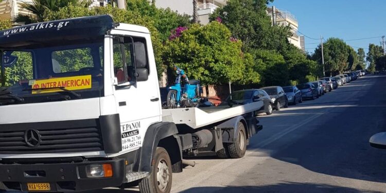 Θανατηφόρο τροχαίο με εγκατάλειψη στην Βουλιαγμένη – ΦΩΤΟ