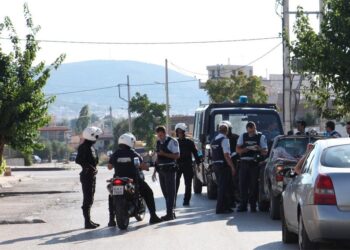 Επιχείρηση με ΜΑΤ και ΟΠΚΕ για την σύλληψη ληστών στα Άνω Λιόσια
