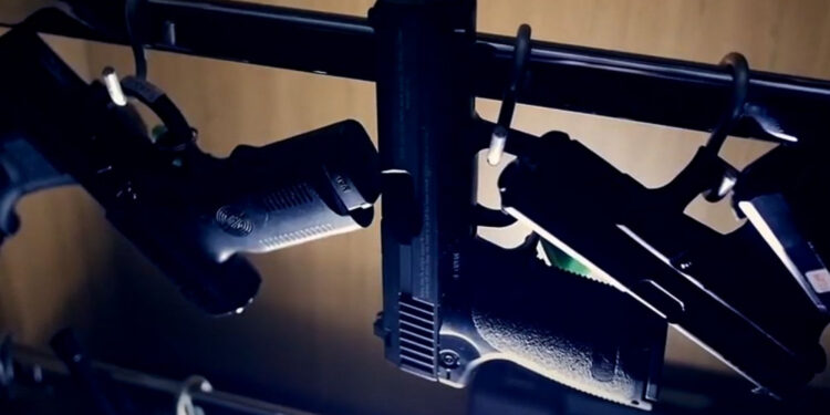 «17 Νοέμβρη»: Έτσι ταυτοποιήθηκε ο Ξηρός – Στα άδυτα του εγκληματολογικού 18 χρόνια μετά