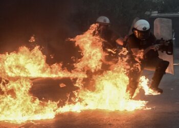 Ένωση Αθηνών: Να προστατεύουμε τους πολίτες ή τους μπαχαλάκηδες;