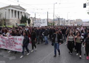 Δεν δέχονται οι εισαγγελείς να παρίστανται σε διαδηλώσεις ούτε να τις «διαλύουν»