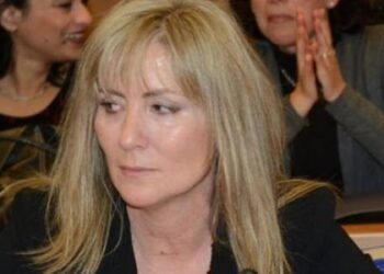 Δίωξη για κατάχρηση εξουσίας και άλλα τέσσερα αδικήματα στην Ελένη Τουλουπάκη