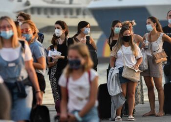 Πρόβλεψη για 500 κρούσματα την ημέρα από την ΓΓΠΠ – ΑΠΟΚΛΕΙΣΤΙΚΟ