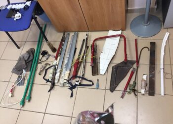 Αυτοσχέδια σπαθιά και μαχαίρια στις φυλακές ανηλίκων