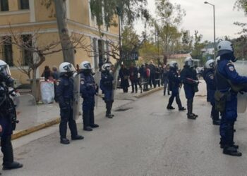 Μήνυση για «ρατσιστική συμπεριφορά» σε βάρος αστυνομικού από… αστυνομικό