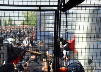 Νέες φωτογραφίες της ΕΛΑΣ από τα επεισόδια στο Εφετείο