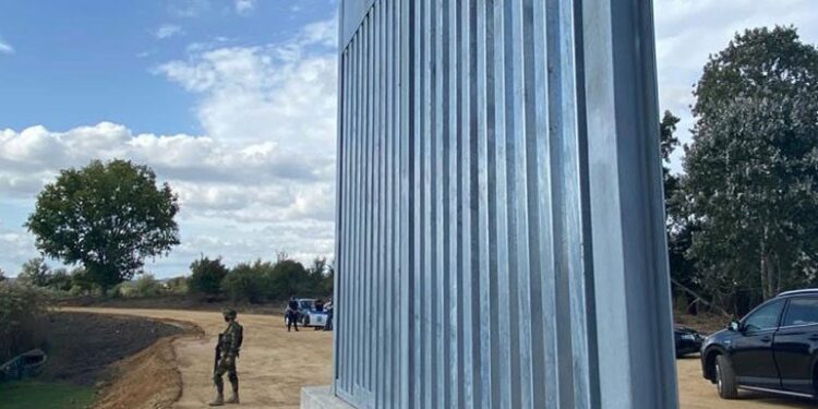 Τα χαρακτηριστικά του νέου φράχτη στον Έβρο