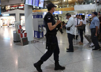 Ερώτηση στη Βουλή για την “ανορθόδοξη” αξιολόγηση αξιωματικού στο Αεροδρόμιο