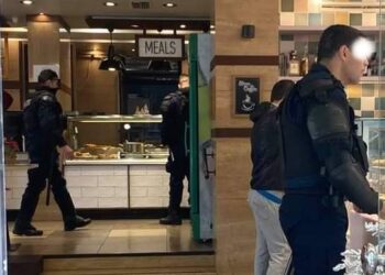 Πληθαίνουν οι καταγγελίες για αστυνομικούς χωρίς μάσκα – ΦΩΤΟ