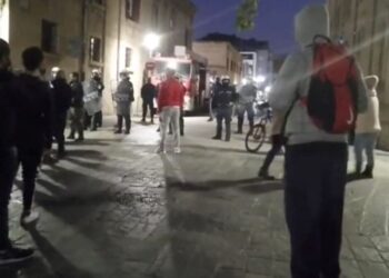 Συλλήψεις στη συγκέντρωση διαμαρτυρίας στη Ρόδο για το lockdown