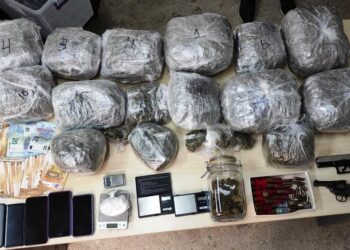 Σούπερ μάρκετ ναρκωτικών στα σχολεία της Γκράβας – Εξαρθρώθηκε κύκλωμα