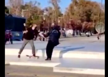 Βίντεο για κλάματα – Αστυνομικοί κυνηγούν πιτσιρικάδες στη Θεσσαλονίκη