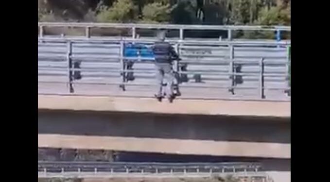 Σοκ από την πτώση του εβδομηντάχρονου στο Αίγιο