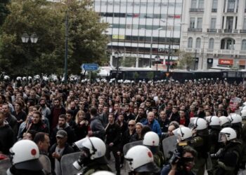 Αστυνομικοί από την επαρχία για την πορεία της 17ης Νοέμβρη που δεν θα γίνει!!