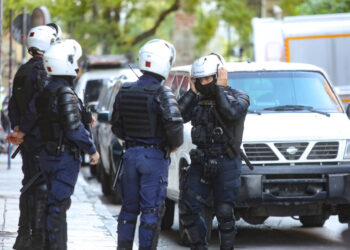 Στο Νοσοκομείο τέσσερις άνδρες της ΔΙΑΣ, μετά από επίθεση στον Κολωνό