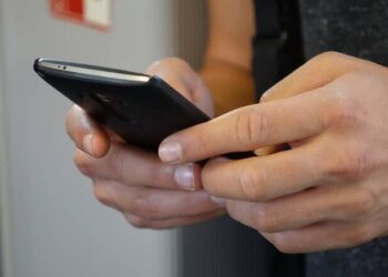 Απατεώνες άρπαξαν 7000 ευρώ με ένα sms στην Καβάλα