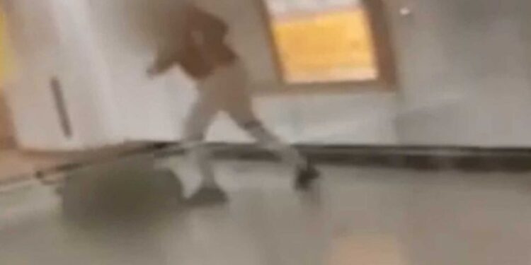 Στα χέρια της Ασφάλειας οι δράστες του άγριου ξυλοδαρμού του σταθμάρχη του Μετρό