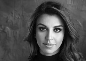 Βάσια Αναστασίου: Δηλώνω μια από τους πολλούς της υπέροχης γενιάς των “κλεμμένων ονείρων”