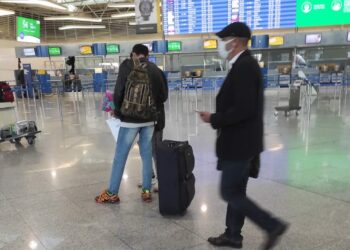 Ο κλέφτης με την ομπρέλα του Αεροδρομίου – ΒΙΝΤΕΟ και ΦΩΤΟ